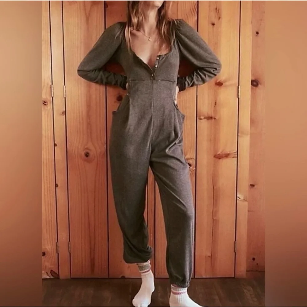 *NWOT* FREE PEOPLE ON POINT ROMPER - Picture 1 of 5